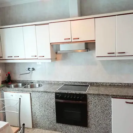 Casa, 3 Habitaciones, 5 Personas, A 1000m De La Playa